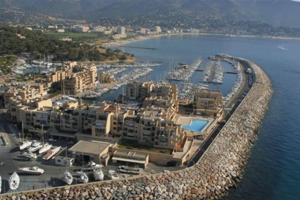 Face Mer Entre Plage Et Marina Bormes-les-Mimosas Zewnętrze zdjęcie