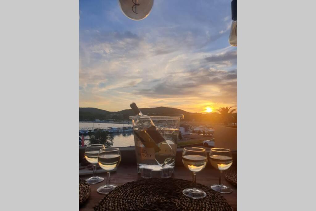 Face Mer Entre Plage Et Marina Bormes-les-Mimosas Zewnętrze zdjęcie